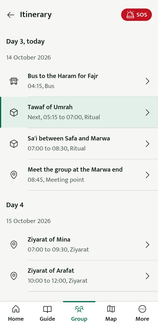 A screen of the app: the group's itinerary for the day, with the bus, the rites and the meeting point in order.